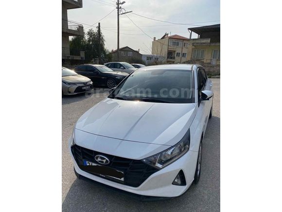 Sahibinden Hyundai i20 1.4 MPI Jump 2022 Model  110.000 km Beyaz