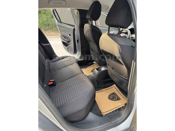 Sahibinden Peugeot 208 1.2 PureTech Active Prime 2023 Model 