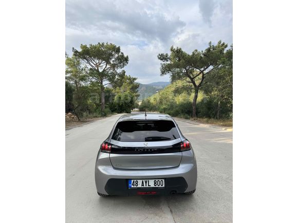 Sahibinden Peugeot 208 1.2 PureTech Active Prime 2023 Model 