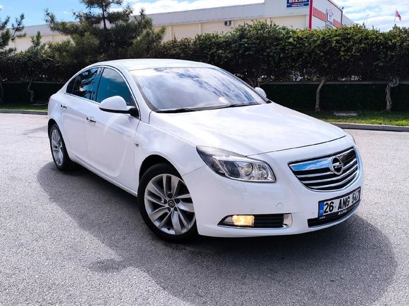 Dosta Gider Temizlikte Acil Satılık Opel Insignia 2.0 CDTI
