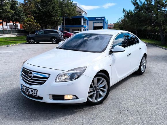 Dosta Gider Temizlikte Acil Satılık Opel Insignia 2.0 CDTI