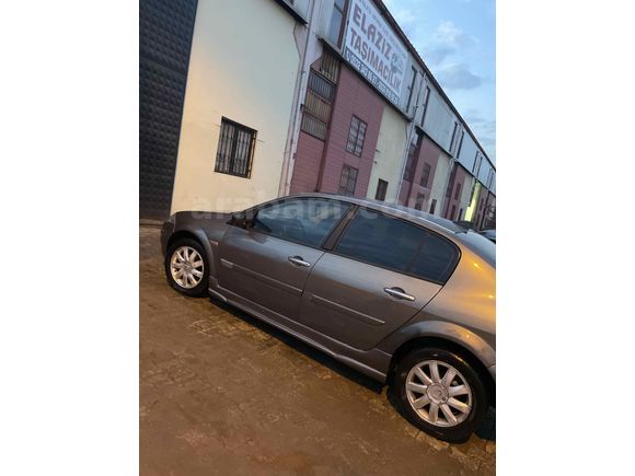 Sahibinden Renault Megane 1.5 dCi Dynamique 2005 Model 