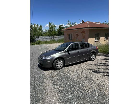 Sahibinden Renault Megane 1.5 dCi Dynamique 2005 Model 