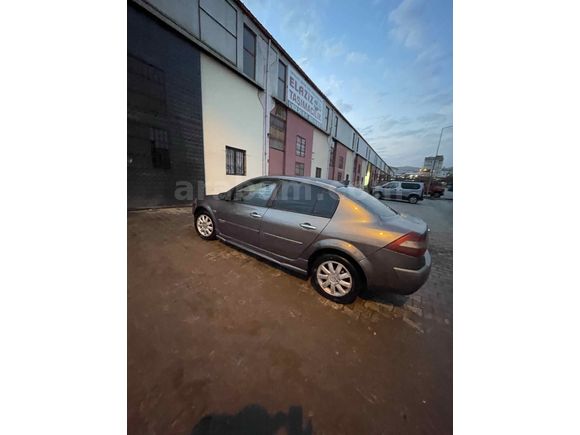 Sahibinden Renault Megane 1.5 dCi Dynamique 2005 Model 