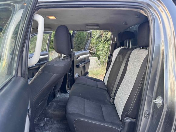 Galeriden Toyota Hilux Hatay