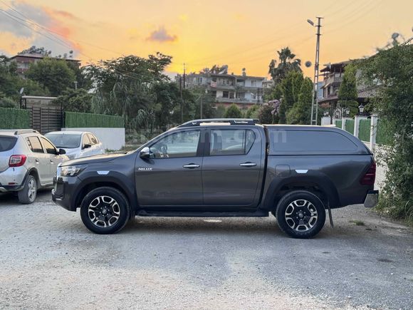 Galeriden Toyota Hilux Hatay