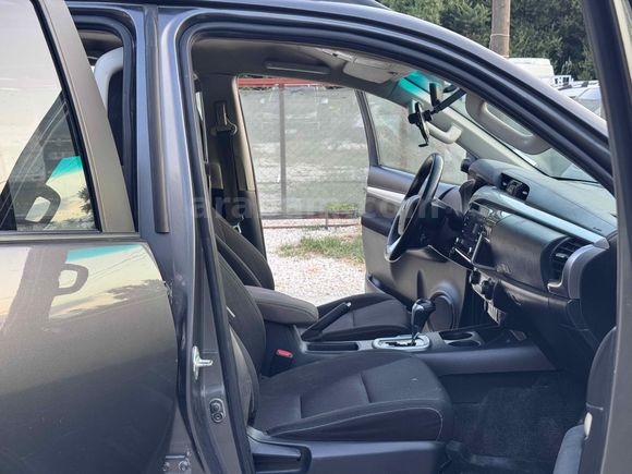 Galeriden Toyota Hilux Hatay