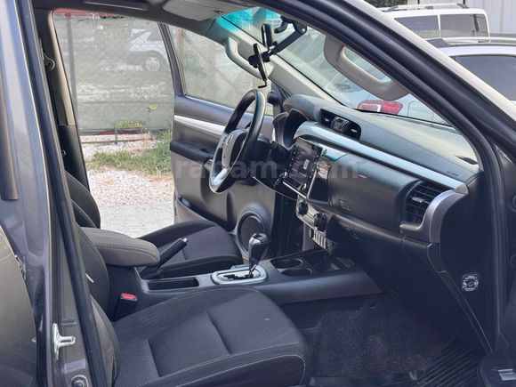 Galeriden Toyota Hilux Hatay
