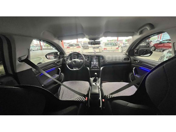 Sahibinden Renault Megane 1.3 TCe Joy 2021 Model 
