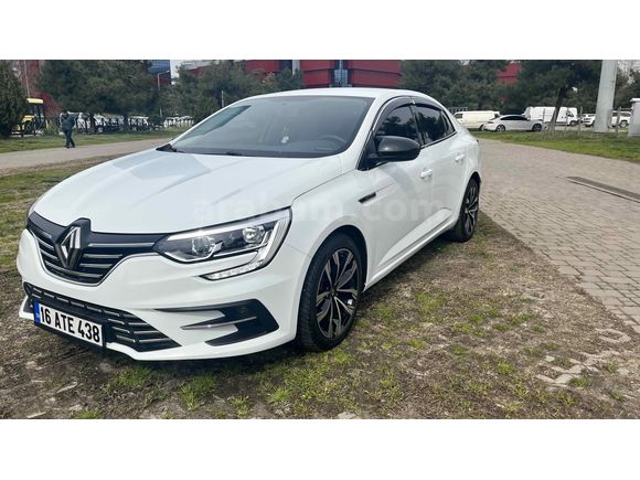 Sahibinden Renault Megane 1.3 TCe Joy 2021 Model 