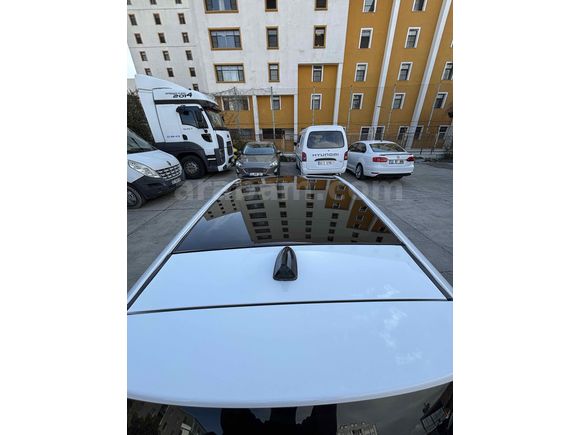 Sahibinden Toyota Auris 1.4 D-4D Active Skypack 2013 Model Mersin