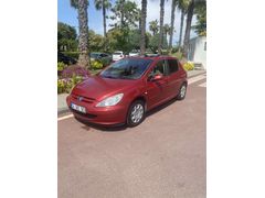 Çok temiz bakımlı Peugeot 307 1.4 HDi XR sanroof’lu..!!