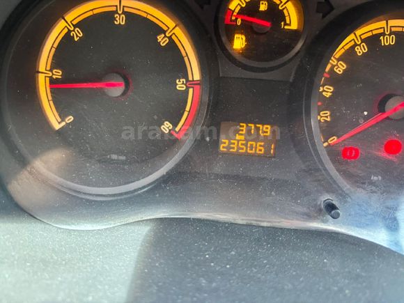 Sahibinden Opel Corsa 1.3 CDTI Essentia 2012 Model