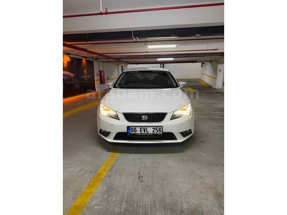 Sahibinden Seat Leon 1.6 TDI Style 2015 Model  215.000 km Beyaz