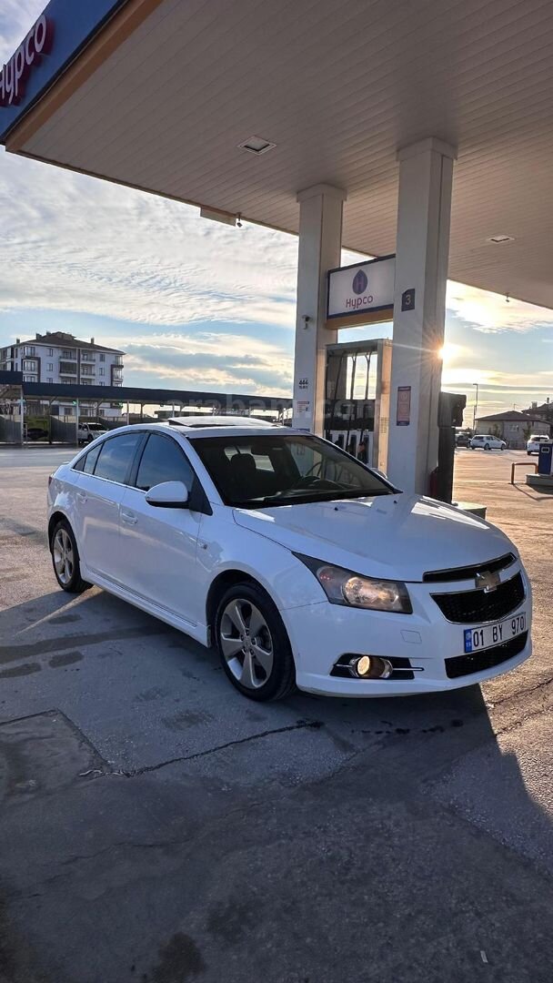 Sahibinden Chevrolet Cruze 1.6 WTCC Edition Plus 2012 Model Aksaray 188.000 km Beyaz 4