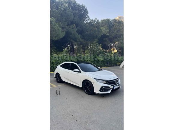 İlk Sahibinden Honda Civic 1.5 i-VTEC Sport Plus 2020 Model  86.000 km Beyaz