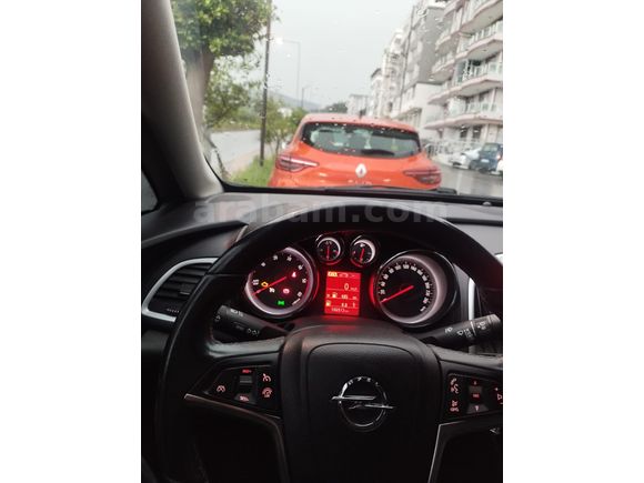 Memurdan Temiz, Bakımlı 1.6 cdti Sport