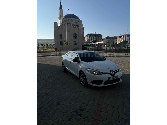 DÜŞÜK KM AİLE ARACI
Renault Fluence 1.5 dCi Bold Edition 2013 Model 