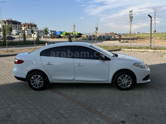 DÜŞÜK KM AİLE ARACI
Renault Fluence 1.5 dCi Bold Edition 2013 Model 