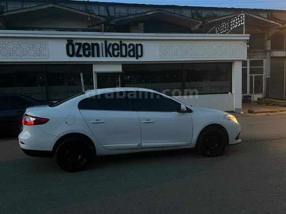 DÜŞÜK KM AİLE ARACI
Renault Fluence 1.5 dCi Bold Edition 2013 Model 