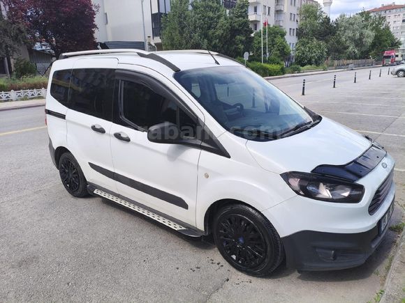 ilk sahibinden hatasız boyasiz tramersiz full donanım 2019 çıkışlı courier az km emsalsiz