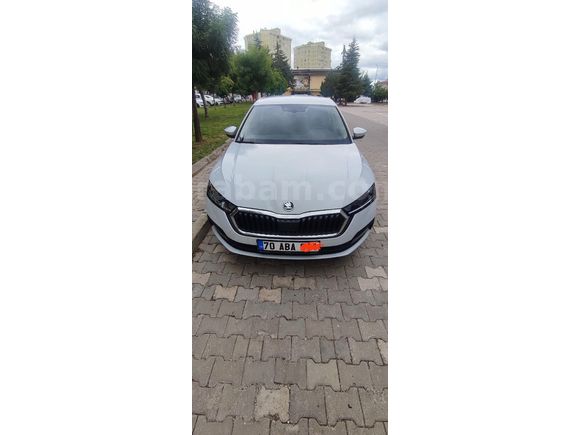 Sahibinden Skoda Octavia 1.0 e-Tec Elite 2021 Model Karaman 32.000 km Beyaz