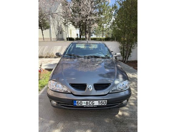 Sahibinden Renault Megane 1.6 RTE 2000 Model 