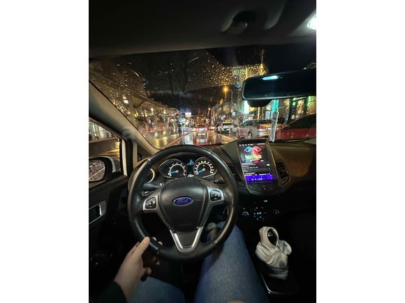 Sahibinden Ford Fiesta 1.4 Titanium 2013 Model 