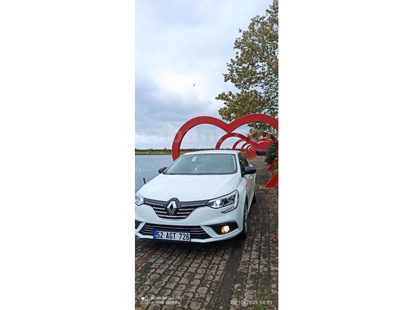 Sahibinden Renault Megane 1.3 TCe Joy 2020 Model