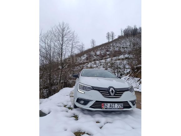 Sahibinden Renault Megane 1.3 TCe Joy 2020 Model