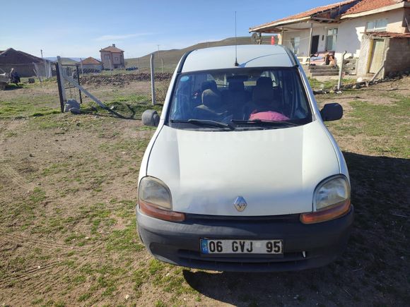 Sahibinden Renault Kangoo 1.4 RTE 2001 Model