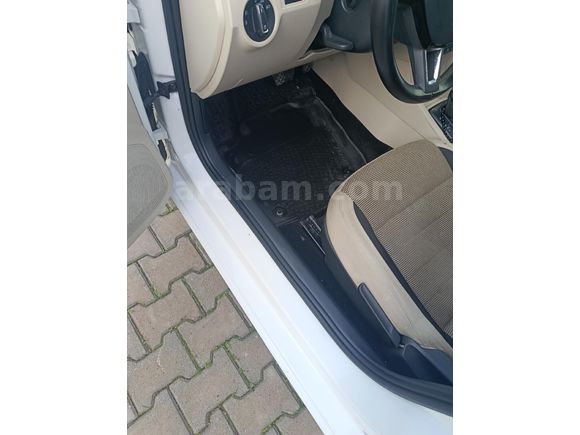 Sahibinden Skoda Rapid 1.4 TDI GreenTec Spaceback Style 2016 Model Beyaz