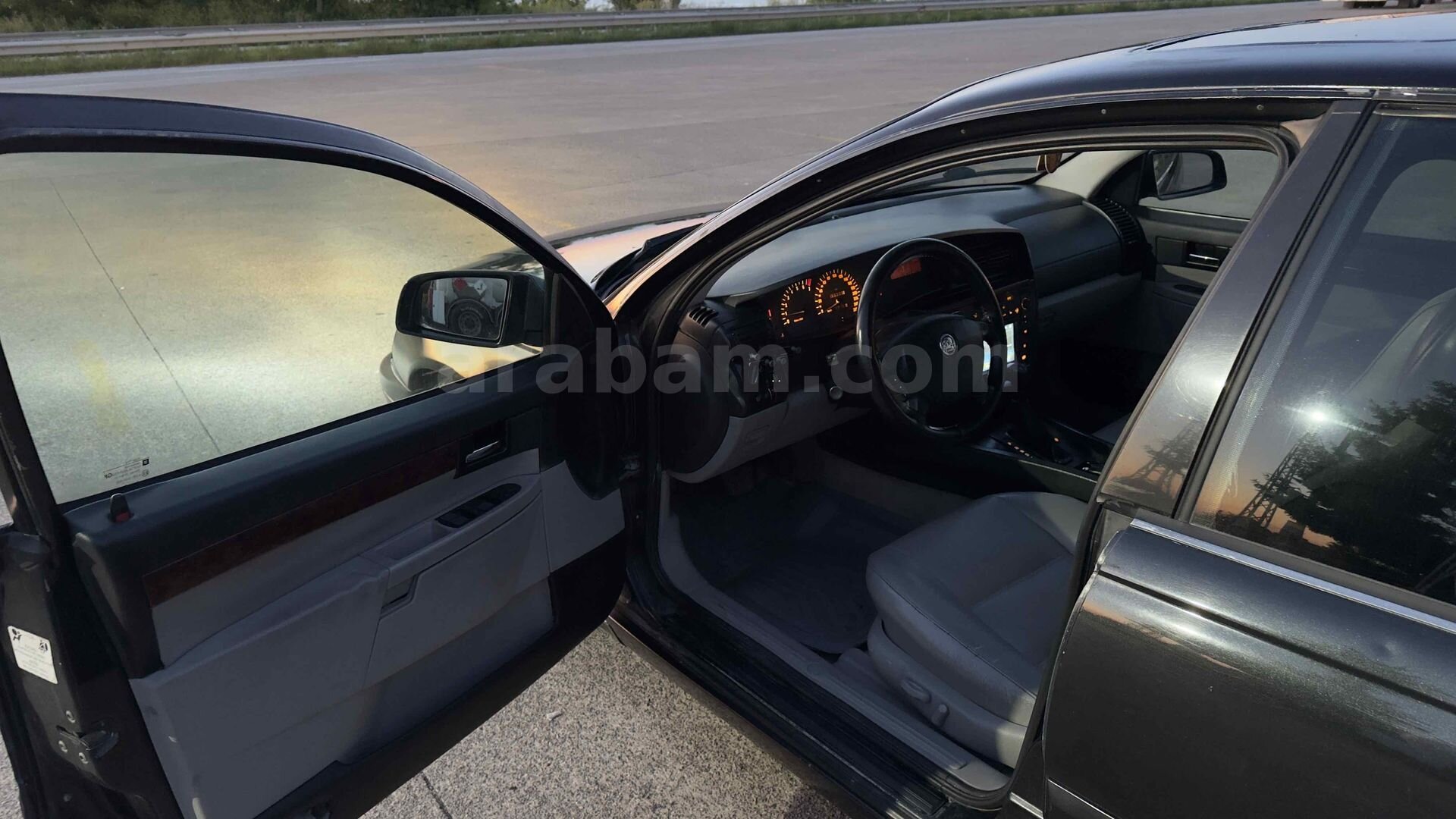 Sahibinden Opel Omega 2.5 Elegance 2000 Model Kayseri 285.000 km Siyah 6