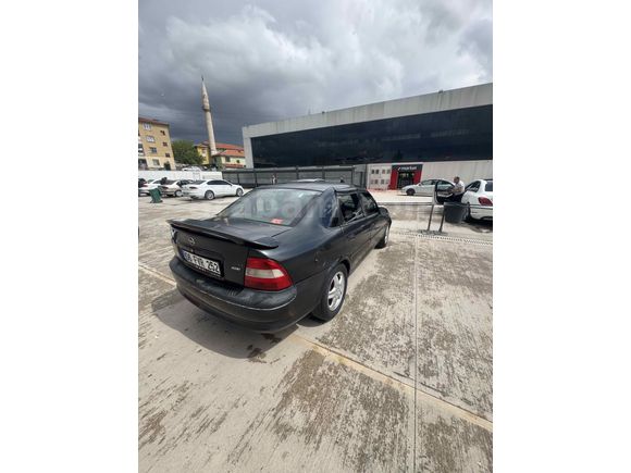 Sahibinden Opel Vectra 2.0 GLS 1996 Model 