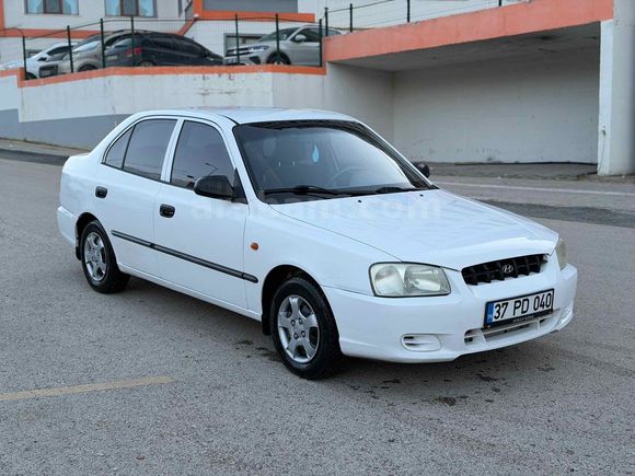 Sahibinden Hyundai Accent 1.3 LX 2000 Model 