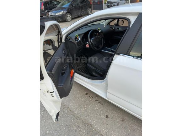 Sahibinden Citroen C4 1.6 e-HDi Confort 2012 Model