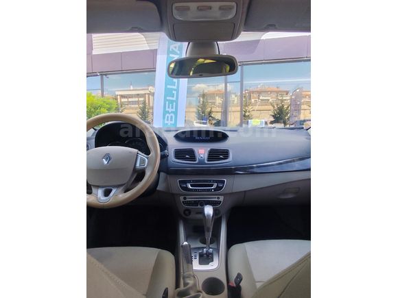 Sahibinden Renault Megane 1.6 Privilege 2011 Model