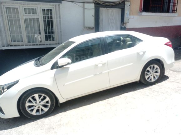 Sahibinden servis bakımlı1.4 D-4D Advance 2013 Model