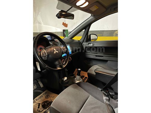 Sahibinden Mitsubishi Colt 1.3 Elegance 2012 Model  Beyaz