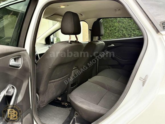 2016-FORD-FOCUS-135BİNDE-OTOMATİK-BAKIMLI-TRENDX-068KREDİ