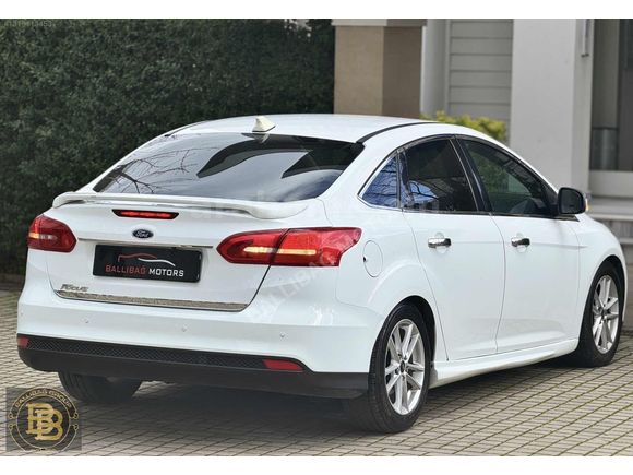 2016-FORD-FOCUS-135BİNDE-OTOMATİK-BAKIMLI-TRENDX-068KREDİ