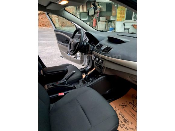 Sahibinden Renault Fluence 1.5 dCi Authentique 2012 Model