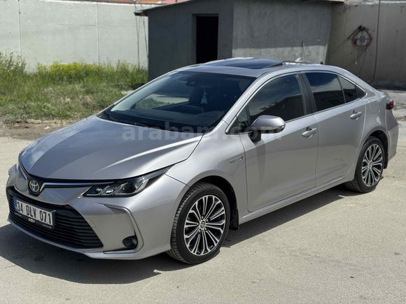 Sahibinden Toyota Corolla 1.8 Hybrid Flame X-Pack 2020 Model Van 87.000 km Gri (titanyum)