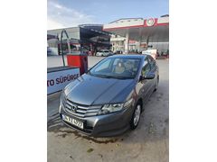 Sahibinden Honda City 1.4 LS 2009 Model  77.000 km Füme