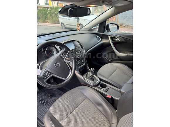 Sahibinden Opel Astra 1.3 CDTI Cosmo 2012 Model İstanbul