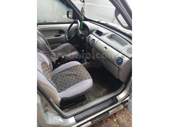 Sahibinden Renault Kangoo Multix 1.5 dCi Authentique 2006 Model