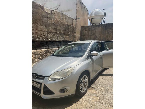 Sahibinden Ford Focus 1.6 Ti-VCT Trend 2012 Model 