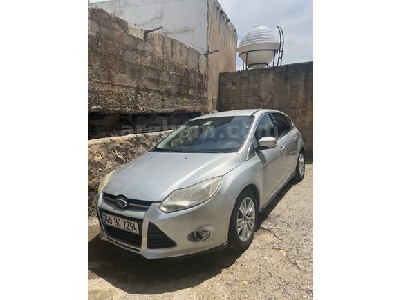 Sahibinden Ford Focus 1.6 Ti-VCT Trend 2012 Model 