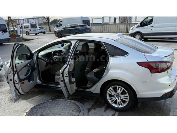 Muayene 5/6/2028
 Ford Focus 1.6 TDCi Trend X 2013 Model 