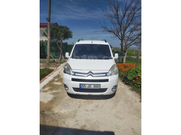 Sahibinden Citroen Berlingo 1.6 HDi Combi SX 2011 Model  140.000 km Beyaz